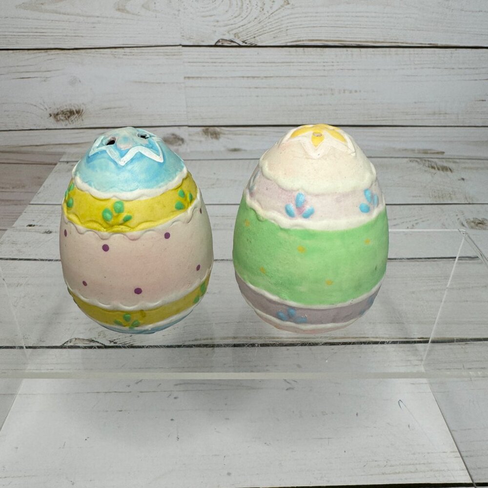 Vintage Easter Egg Salt Pepper Shakers‎ Ceramic Pastel Blue Green 2pc Set